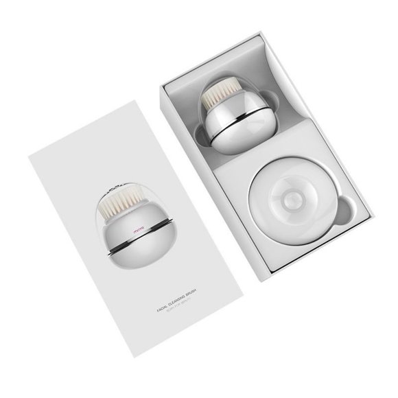 Electric Rechargeable Sonic Scrubber Silicone Facial Cleansing Brush For Face - Picture 14 of 14